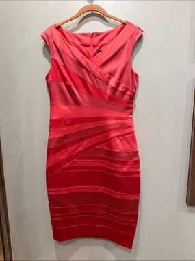 Sleeveless Coral-Pink Sheath Cocktail Dress